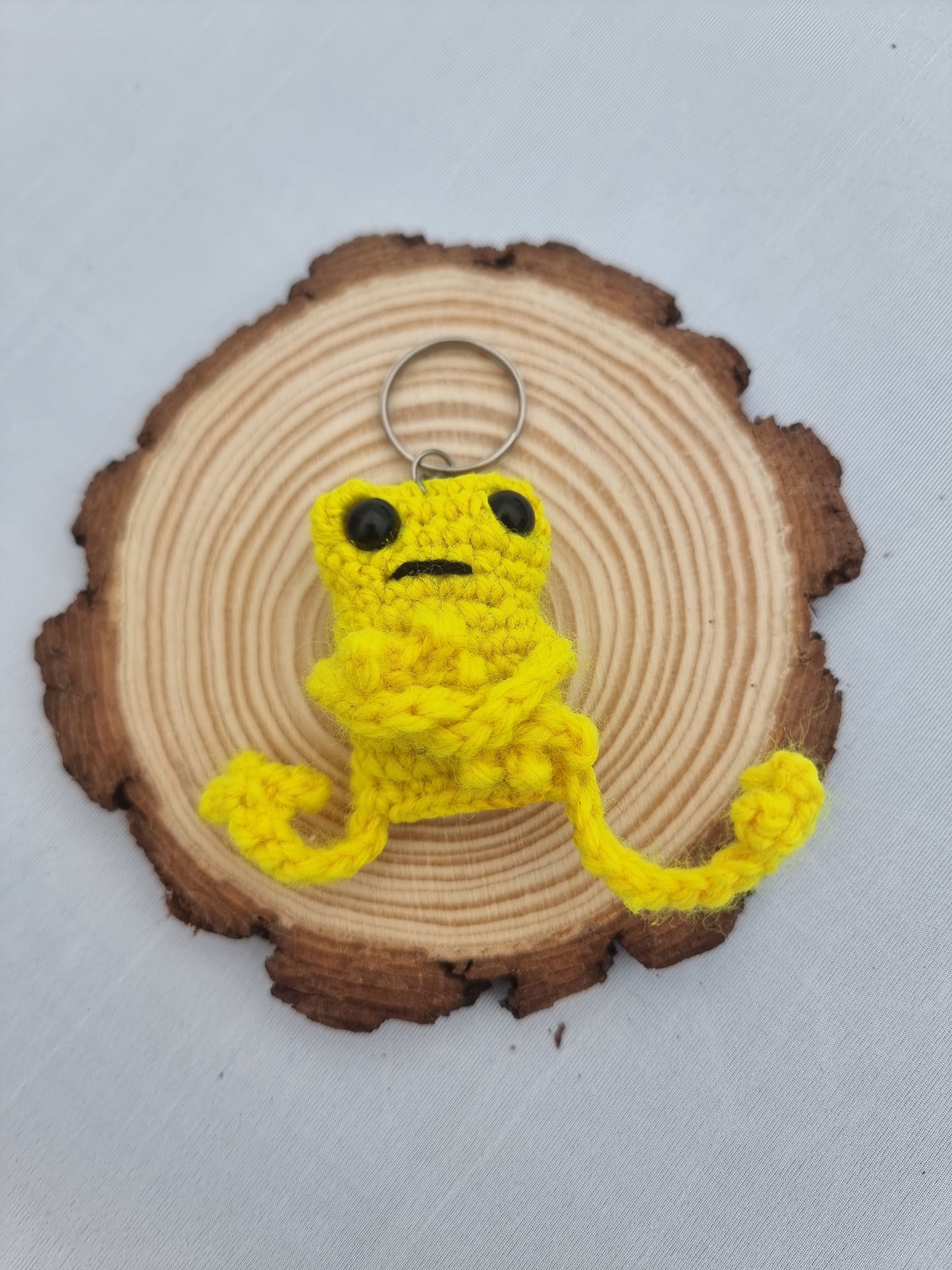Crochet frog keyrings