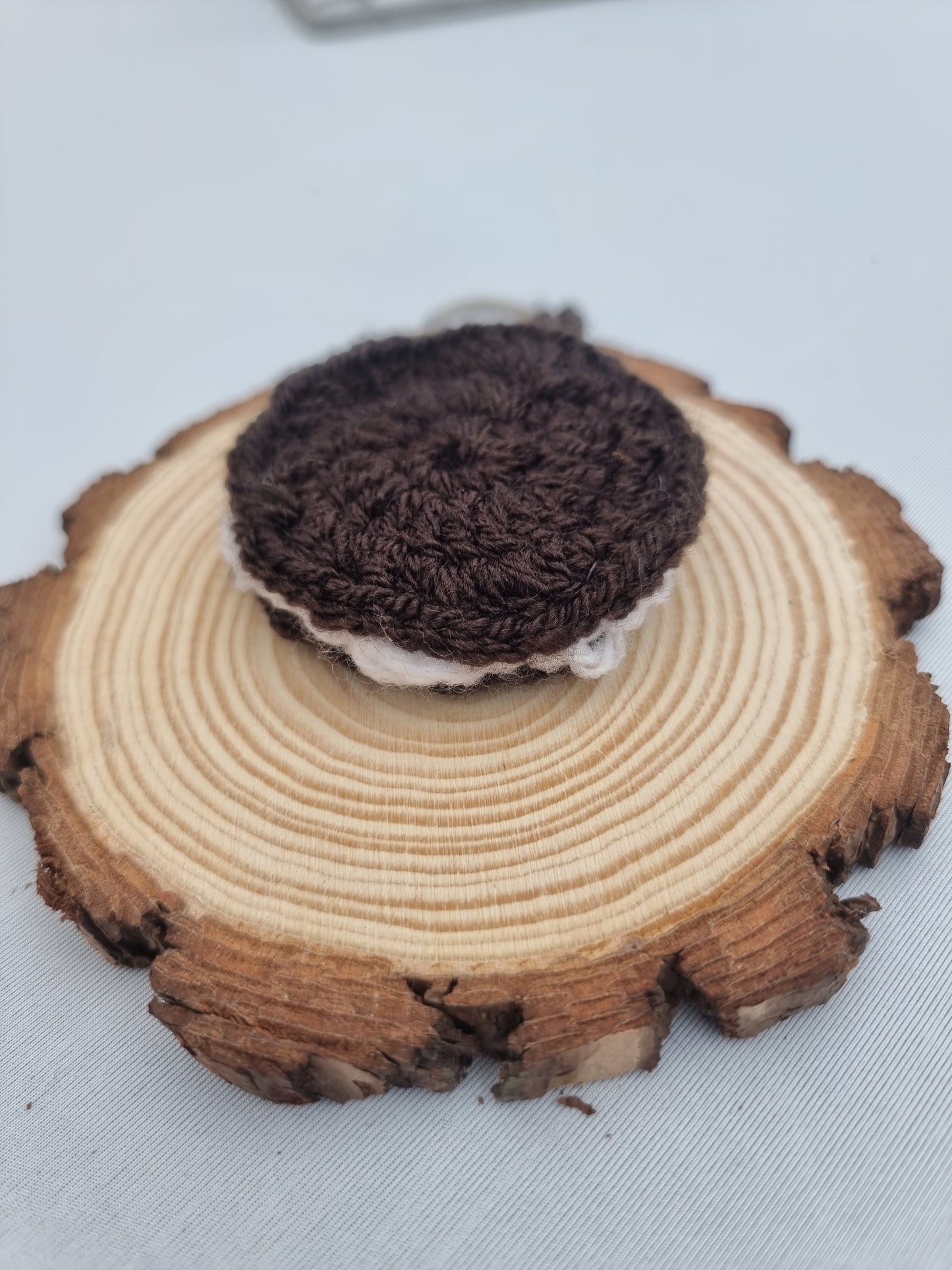 Crochet oreo key ring