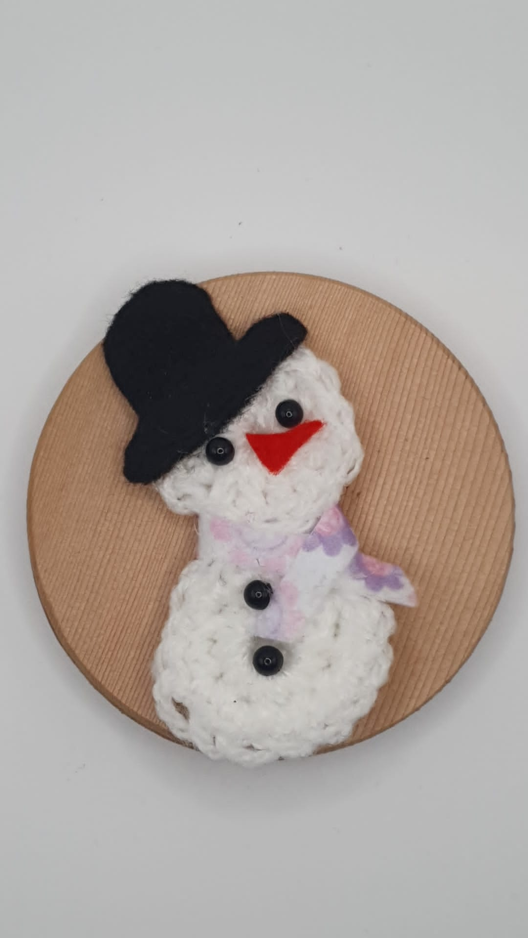 Christmas Brooches and Fridge Magnets