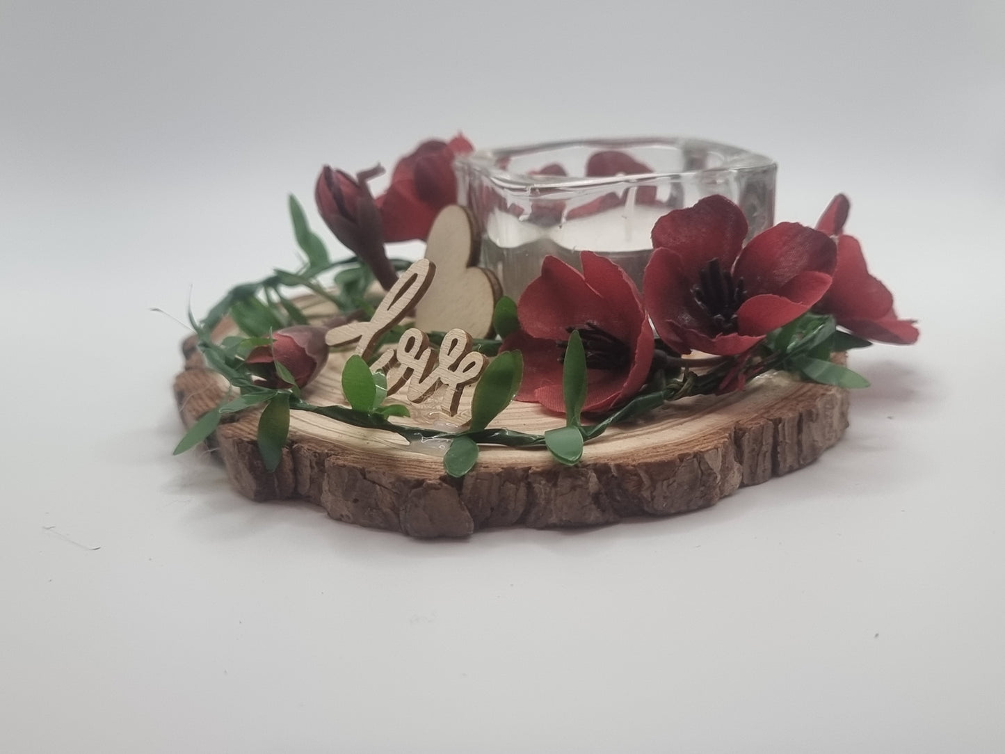 Valentines red vine tea light holder