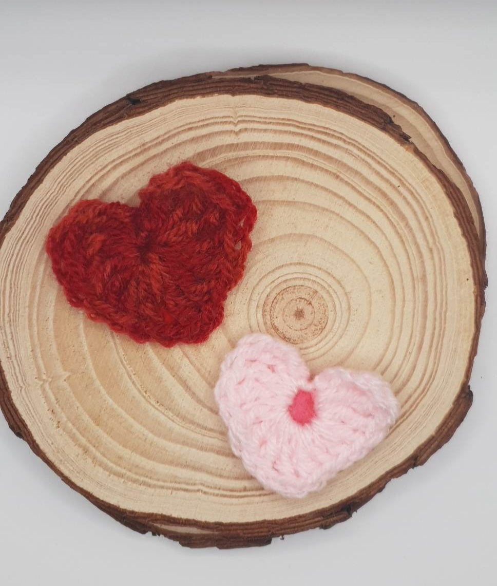 Crochet mini heart brooch